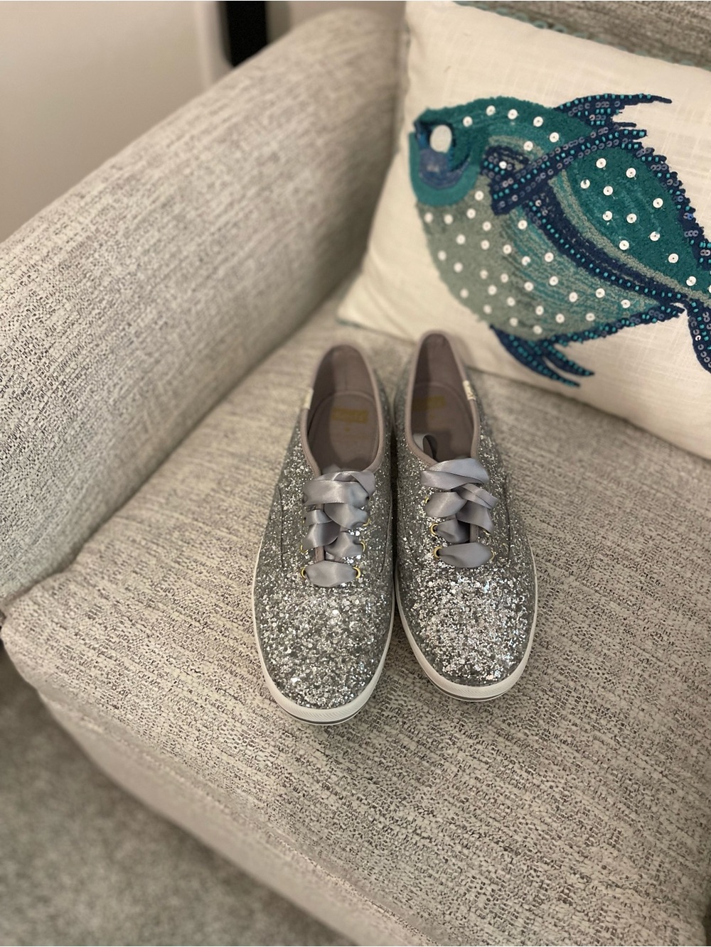 Glitter Lace-Up Women's Sneakers - Silver